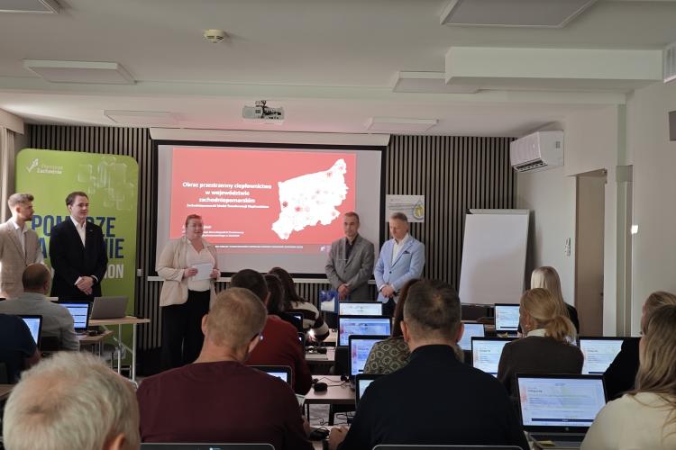 Eksperci GUNB podczas warsztatów